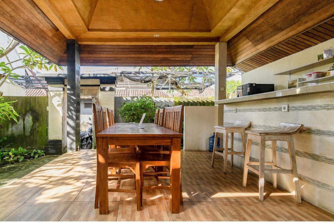 Pondok Chesia Homestay Canggu Exterior foto