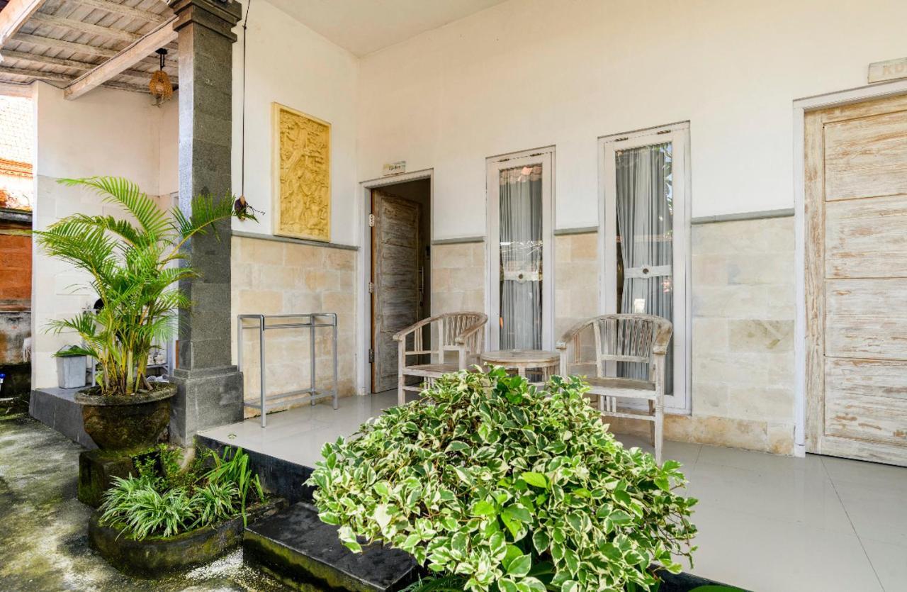 Pondok Chesia Homestay Canggu Exterior foto
